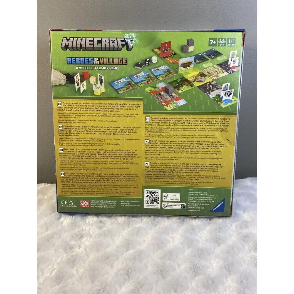 Minecraft - Heroes Of The Village Family Board Game by Ravensburger Brand New